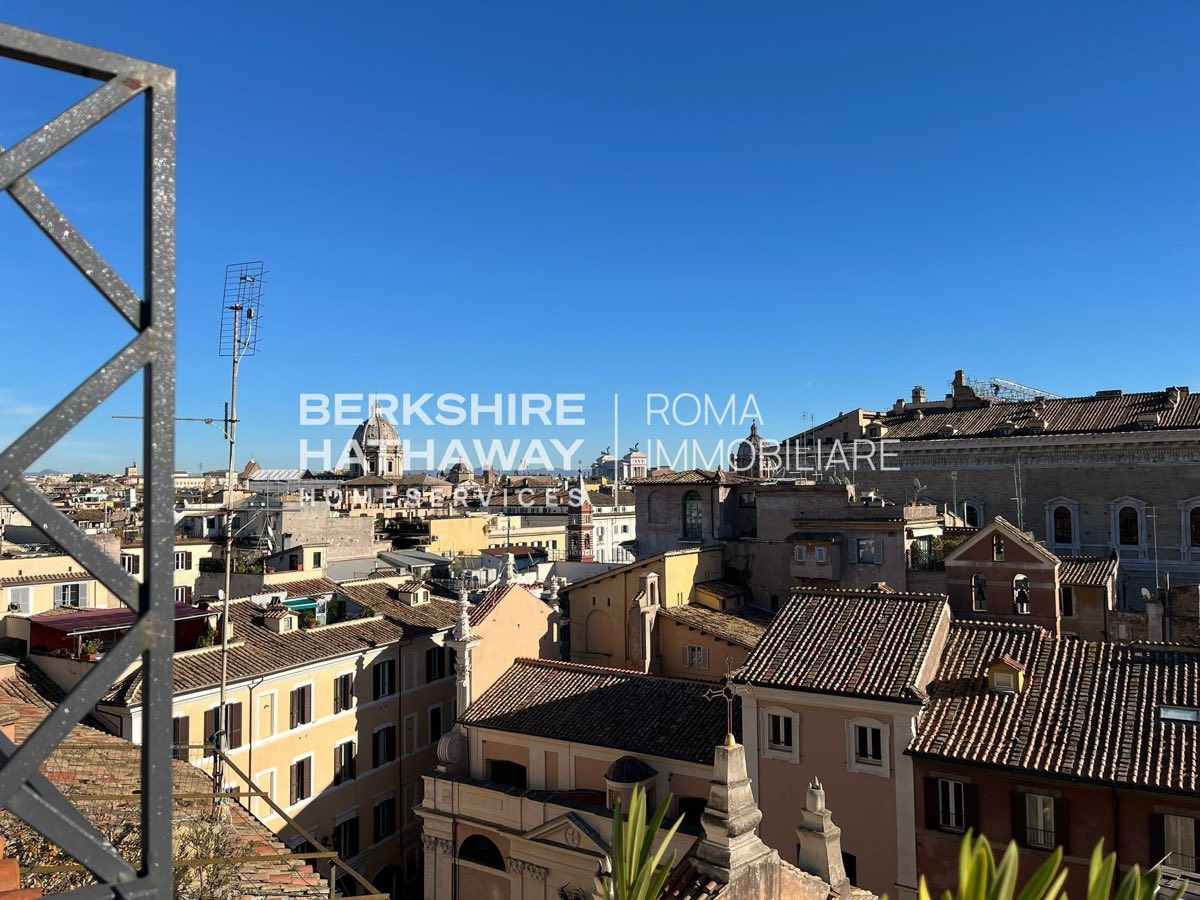 Piazza di Santa Caterina della Rota, fotografia 10 di 10