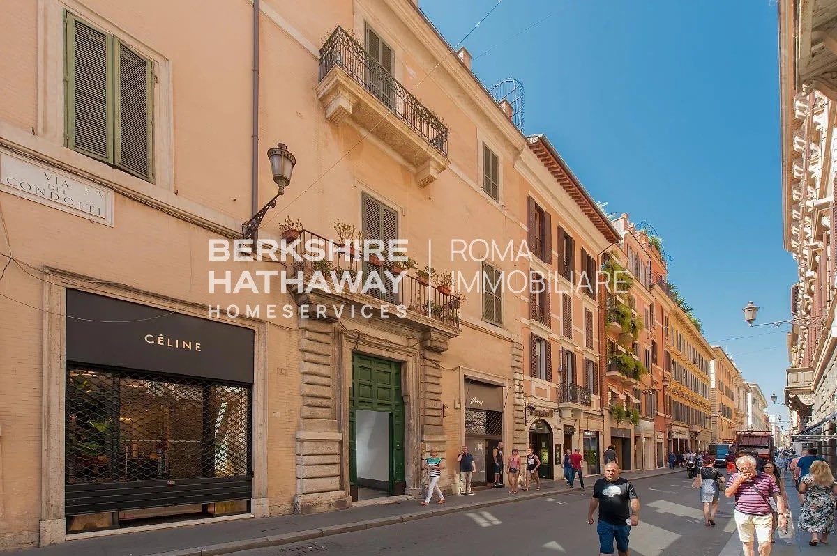 Piazza di Spagna, fotografia 8 di 10