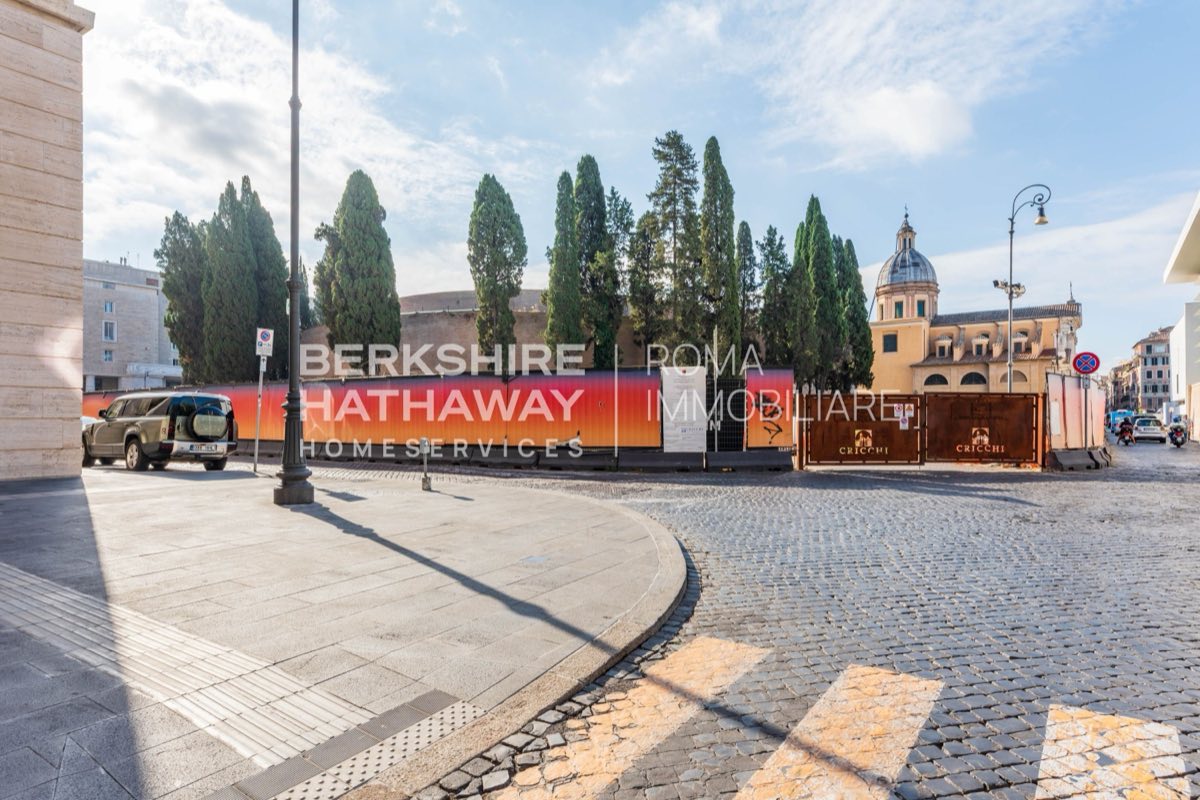 Piazza Augusto Imperatore, fotografia 6 di 10
