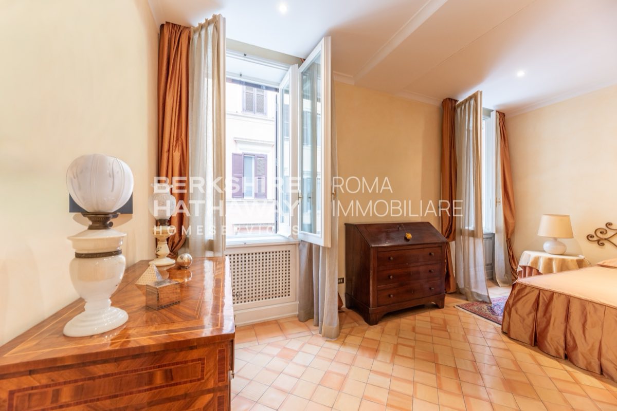 Piazza di Spagna, fotografia 6 di 10